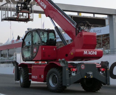 Teleskopslastare för materialhantering